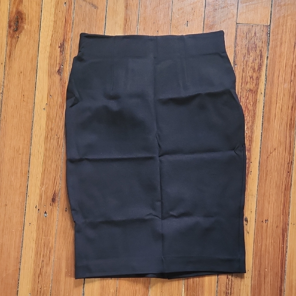 Elegant Black Pencil Skirt